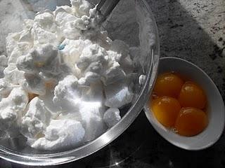 MOUSSE DE CHOCOLATE (MI RECETA)