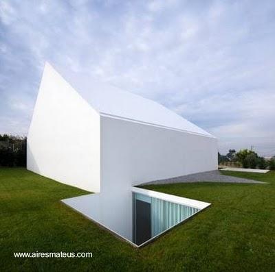 Casa moderna sin ventanas