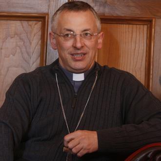 Los feligreses díscolos le ganan la partida al sobrino de Rouco