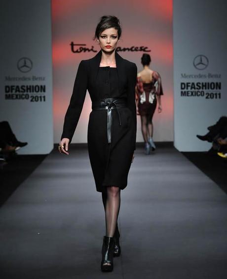 DSC_1625 Toni Francesc y su Ave Fénix renacen en la pasarela