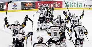 Blues incendia el Energia Areena