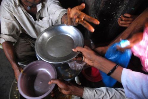 El jinete del hambre cabalga sobre el mundo