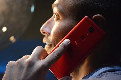 DÍA DEL SOLTERO - I ESTUDIO WIKO SOBRE EL (AB)USO DEL SMARTPHONE DÍA DEL SOLTERO - I ESTUDIO WIKO SOBRE EL (AB)USO DEL SMARTPHONE