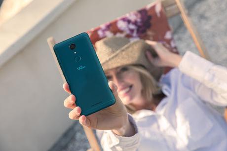 DÍA DEL SOLTERO - I ESTUDIO WIKO SOBRE EL (AB)USO DEL SMARTPHONE DÍA DEL SOLTERO - I ESTUDIO WIKO SOBRE EL (AB)USO DEL SMARTPHONE