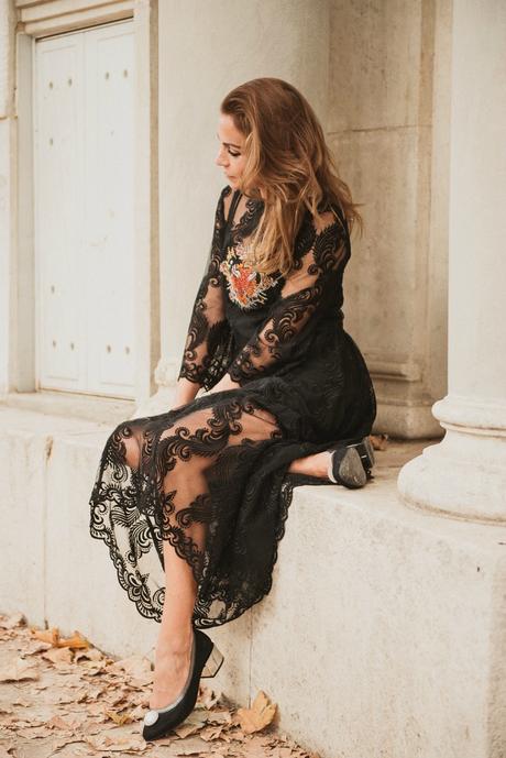 vestido de encaje negro