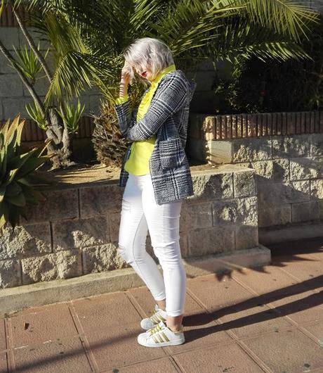 HOUNDSTOOTH HOUNDSTOOTH