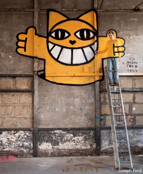 Esta artista diseña jerseys que se camuflan con el entorno urbano