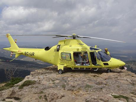 Helicóptero medicalizado (HEMS) en la cima del Peñagolosa.