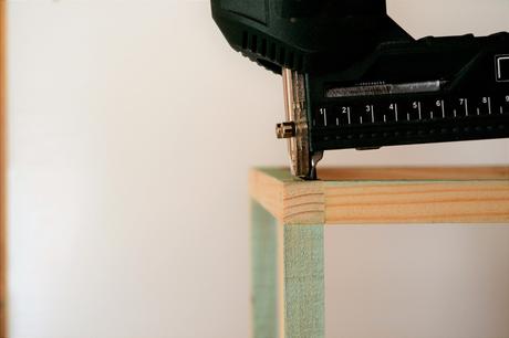 DIY LÁMPARA CUBO DE MADERA PARA EL DORMITORIO DIY LÁMPARA CUBO DE MADERA PARA EL DORMITORIO