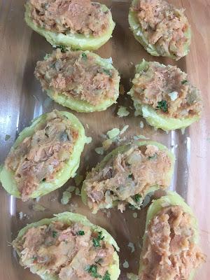Patatas Rellenas De Atún Con Queso