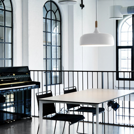 lampara nórdica lampara escandinava Lámpara de techo Acorn de Northern lampara de techo lámpara de diseño lampara colgante diseño noruego diseño nórdico 