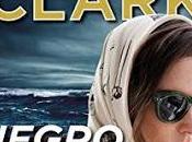 Negro como Mary Higgins Clark