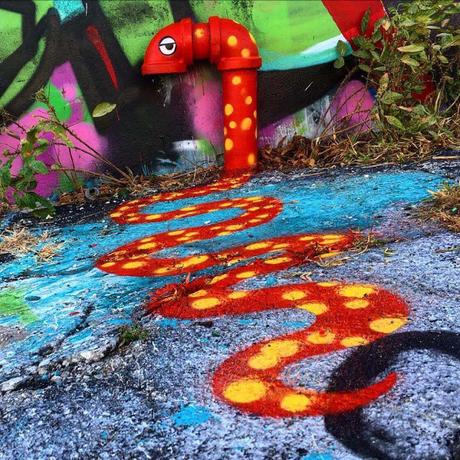 Tom Bob y sus creativos dibujos en la calle Tom Bob y sus creativos dibujos en la calle