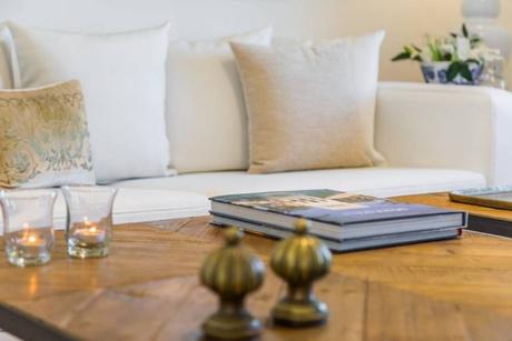 triana sevilla vacaciones suelo baldosas hidraúlicas sevilla airbnb puertas de cristal pisos sevilla decoración nórdica decoración mediterránea decoración escandinava carpintería 