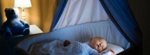 Dolor cólico en los bebés: ¿ayudará la máquina de ruido blanco a dormir a su bebé?