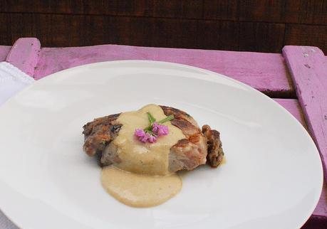 Solomillo de ternera con salsa cremosa de ajo Solomillo de ternera con salsa cremosa de ajo