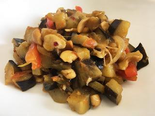 Chermoula con berenjenas y anacardos