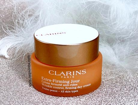 Extra-Firming Jour & Nuit, el Nuevo Tratamiento de Acción Reafirmante Global de Clarins Extra-Firming Jour & Nuit, el Nuevo Tratamiento de Acción Reafirmante Global de Clarins