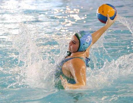 El Campeón somete a un camaleónico C.W. Dos Hermanas El Campeón somete a un camaleónico C.W. Dos Hermanas