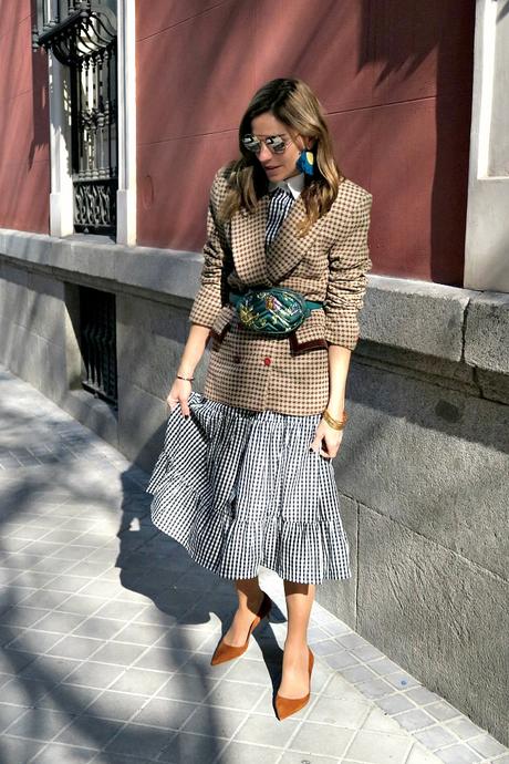 kitten heel y cuadros