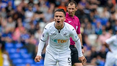 Roque Mesa nuevo jugador del Sevilla FC Roque Mesa nuevo jugador del Sevilla FC