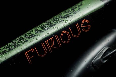 Commencal Furious y META AM V4.2 en nueva edición especial BC