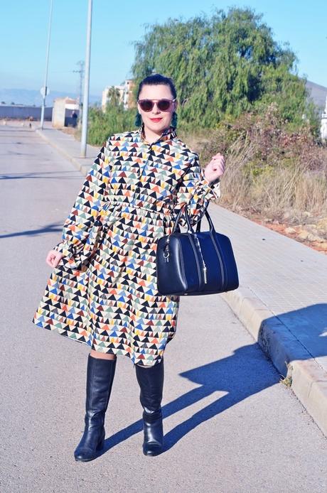 Vestido de pana estampado geométrico