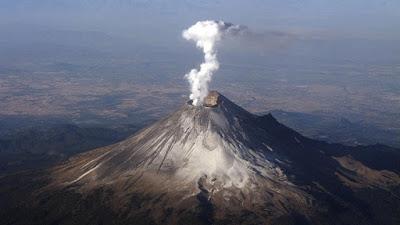REGISTRA POPOCATÉPETL ACTIVIDAD DENTRO DE RANGOS PREVISIBLES