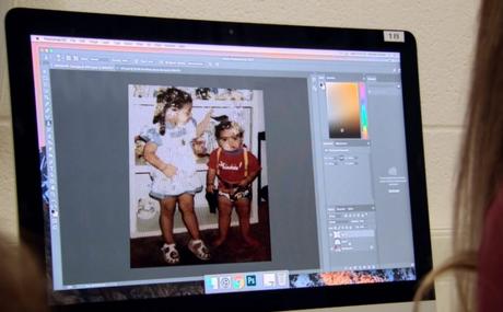 Adobe restaura las fotos dañadas de las víctimas del huracán Harvey en este emotivo proyecto