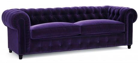 sofa de terciopelo ultra violeta