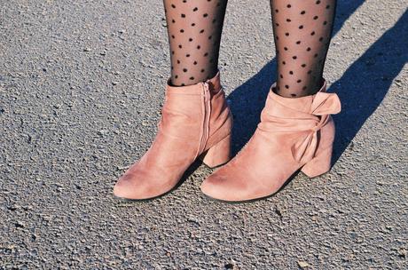 Jersey con volantes y lazos