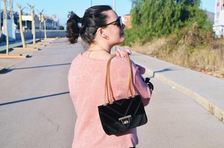 Jersey con volantes y lazos