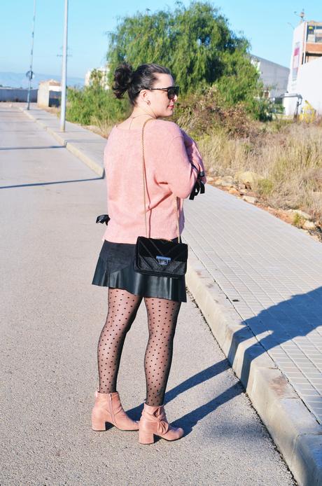 Jersey con volantes y lazos