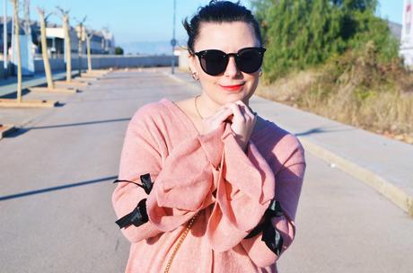 Jersey con volantes y lazos