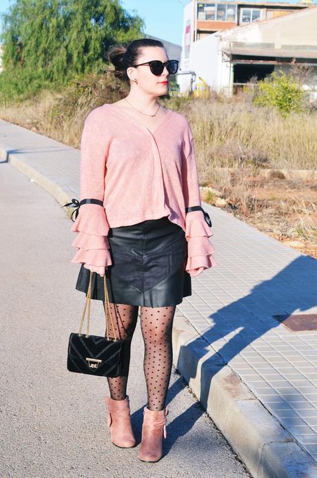 Jersey con volantes y lazos