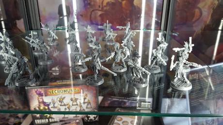 HH & Necromunda Weekender: Russ, nuevas armas de las Escher  y más