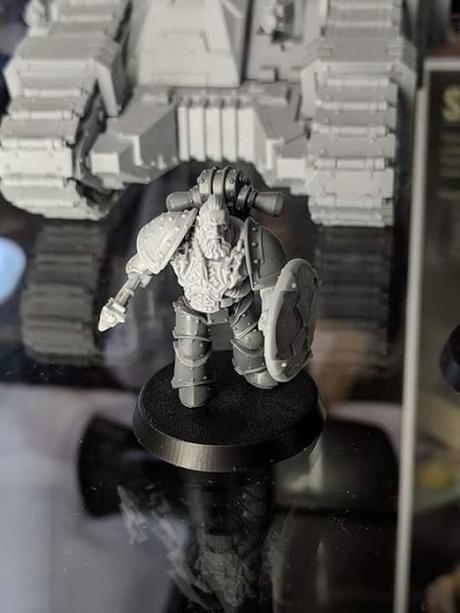 HH & Necromunda Weekender: Russ, nuevas armas de las Escher  y más