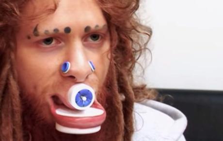 #Ocio:   Lleva años modificando su cara para ser un #ornitorrinco (FOTOS)