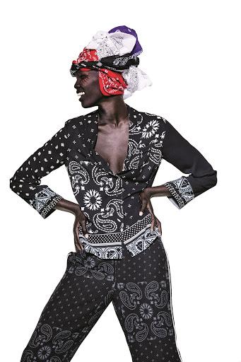 DESIGUAL SS18-CÁPSULA BOHEMIAN FLOWERS DESIGUAL SS18-CÁPSULA BOHEMIAN FLOWERS