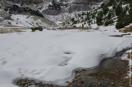 Ibón de Piedrafita nieve senderismo ruta sencilla