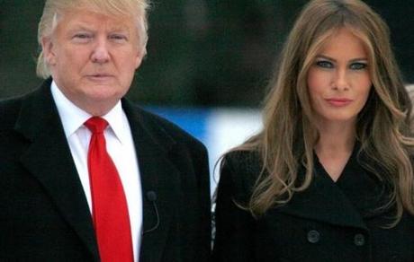 Melania Trump rechaza tomarse fotos al lado de Donald Trump #EEUU  (VIDEO)