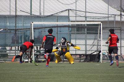 DISPUTAN JÓVENES UN LUGAR EN LA SELECCIÓN ESTATAL DE HOCKEY SOBRE PASTO DISPUTAN JÓVENES UN LUGAR EN LA SELECCIÓN ESTATAL DE HOCKEY SOBRE PASTO