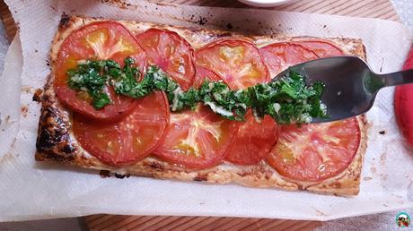 Tarta de tomate y hojaldre Tarta de tomate y hojaldre