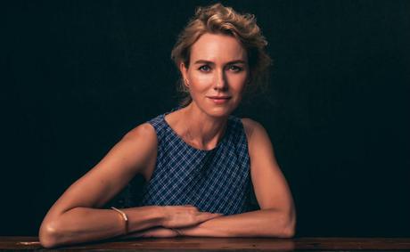 Captando el Estilo de… Naomi Watts http://www.encasadeoly.com/2018/02/captando-el-estilo-de-naomi-watts.html