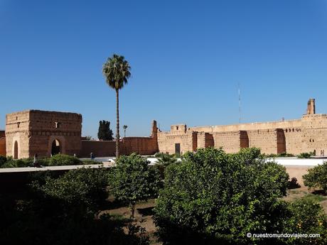 Marrakech; los Palacios de Badii y Bahía, el Mellah y Jemaa el Fna de noche