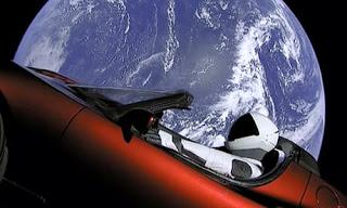 Un coche en el espacio. Elon Musk, SpaceX, Tesla… y más (1)