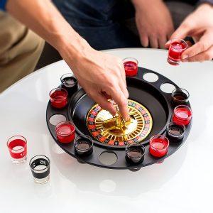 12 regalos divertidos para tus amigos ruleta de chupitos regalos para amigos