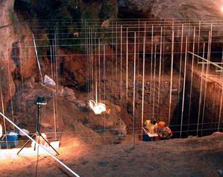 Colaboramos con la Fundación de la Cueva de Nerja