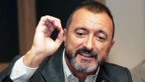 ¿ Es necesario un coitus interruptus lingüístico ?, empezar otra vez o seguirle dando cera al mono que lee el diccionario ¿ Es necesario un coitus interruptus lingüístico ?, empezar otra vez o seguirle dando cera al mono que lee el diccionario