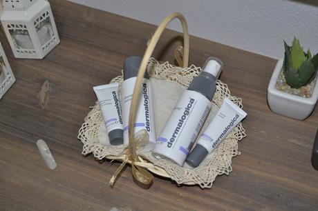 ULTRACALMING CLEANSER. BY DERMALOGICA. ULTRACALMING CLEANSER. BY DERMALOGICA.